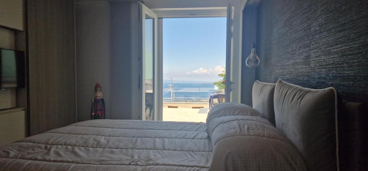 En Suite Bedroom Blue Moon Piano di Sorrento Ngoại thất bức ảnh