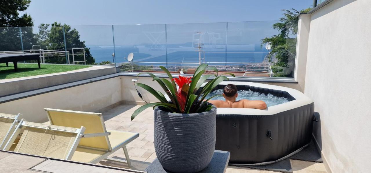 En Suite Bedroom Blue Moon Piano di Sorrento Ngoại thất bức ảnh