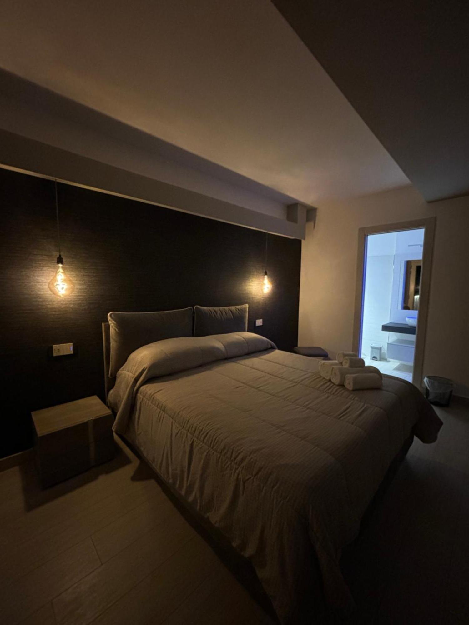 En Suite Bedroom Blue Moon Piano di Sorrento Ngoại thất bức ảnh