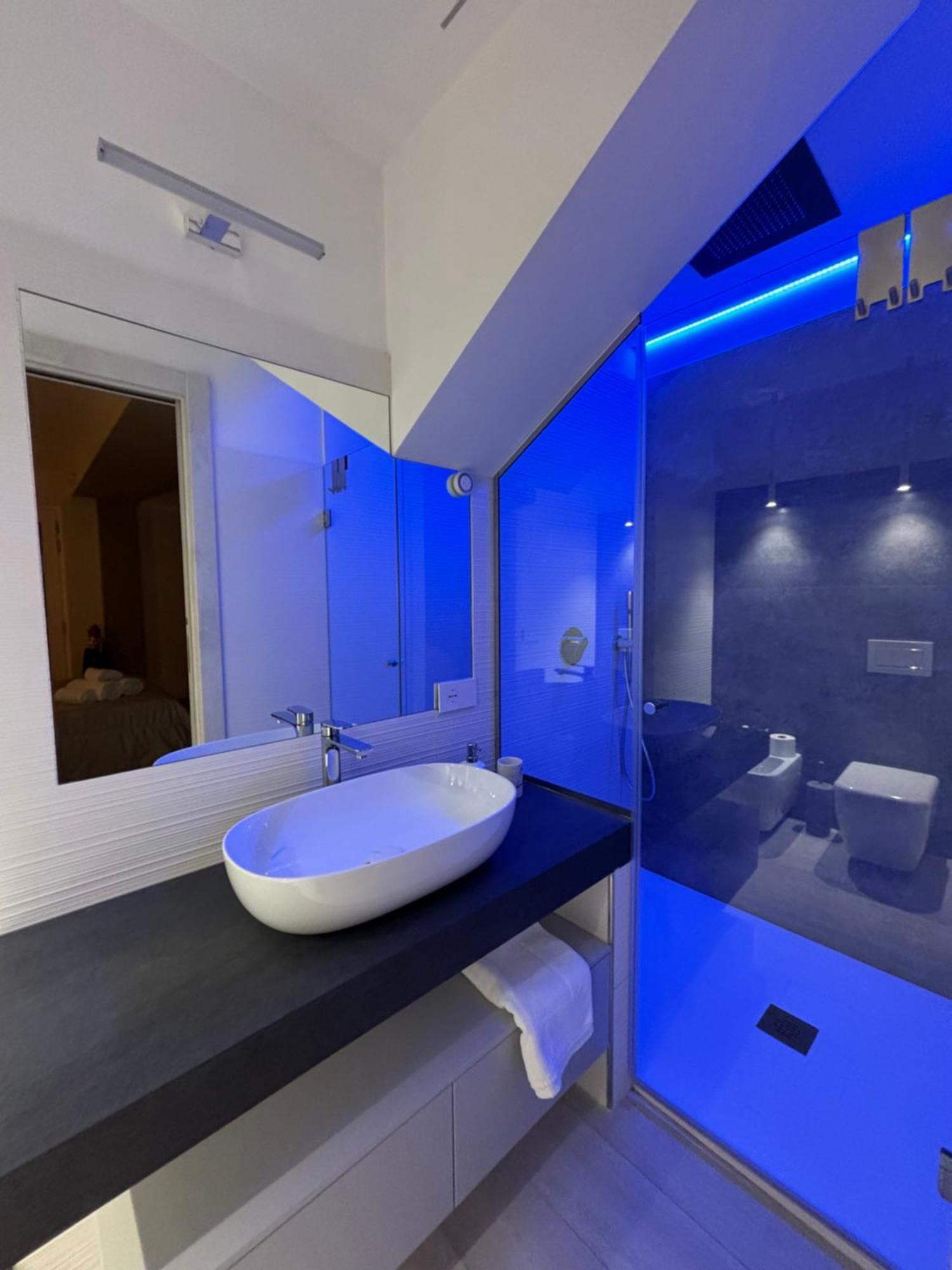 En Suite Bedroom Blue Moon Piano di Sorrento Ngoại thất bức ảnh