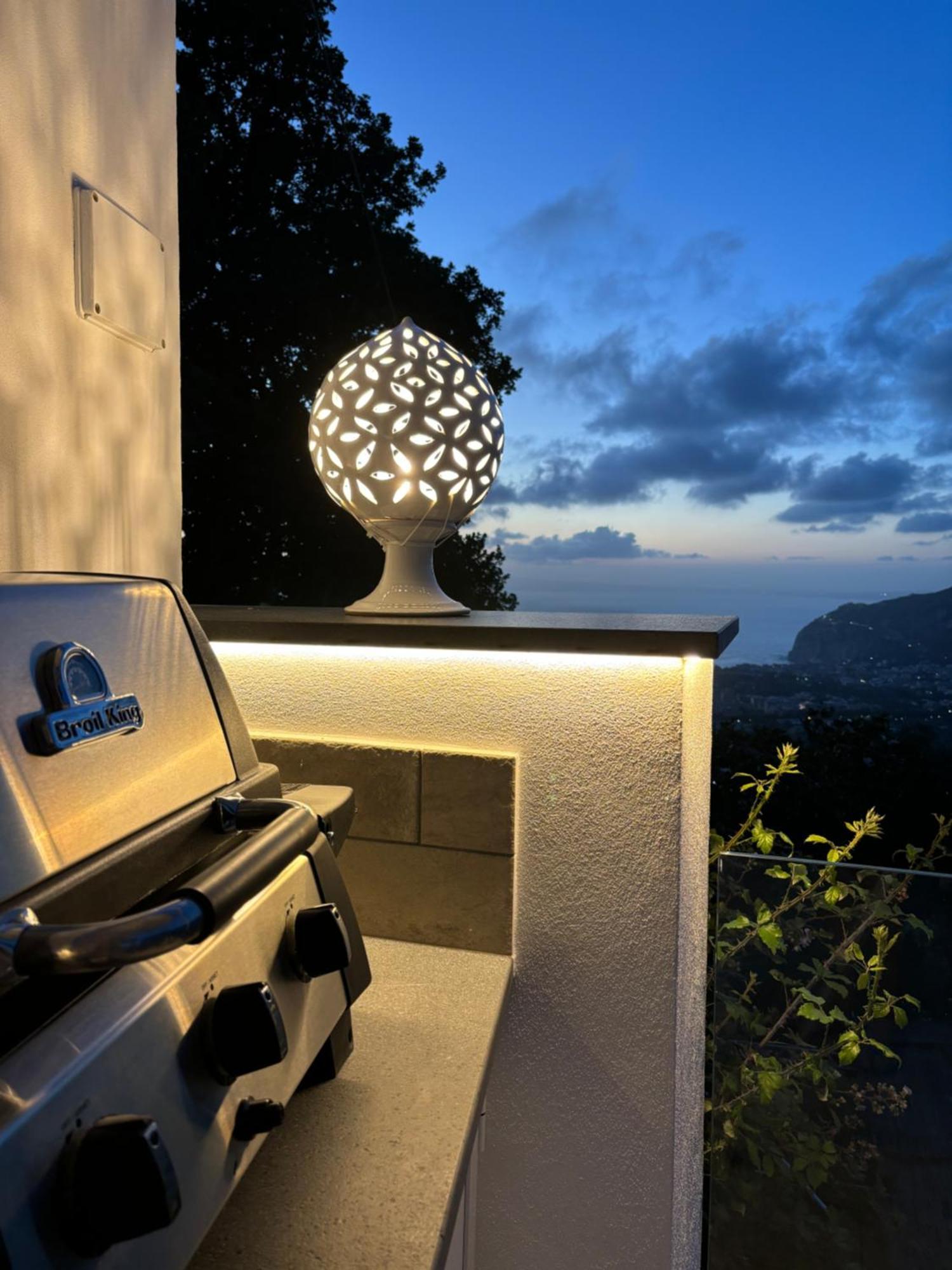 En Suite Bedroom Blue Moon Piano di Sorrento Ngoại thất bức ảnh