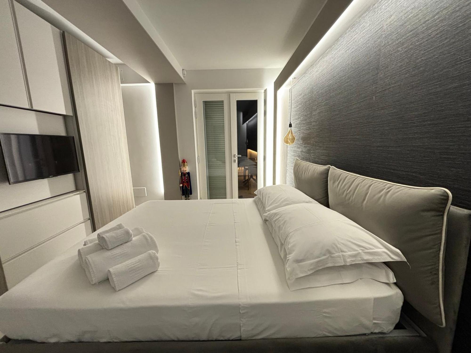 En Suite Bedroom Blue Moon Piano di Sorrento Ngoại thất bức ảnh